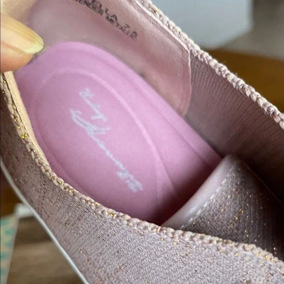 Rothy's Tan Knit Sneakers - Picture 4 of 6